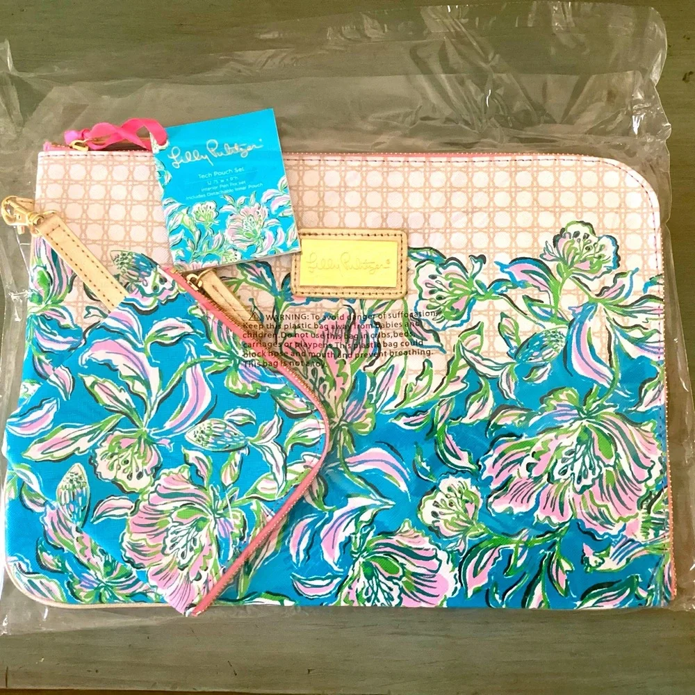 Lilly Pulitzer Tech Pouch Set NWT Cumulus Blue Chick Magnet 2 Pouch Set